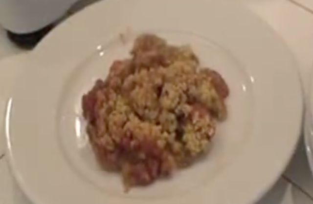 Crumble rhubarbe-fraise