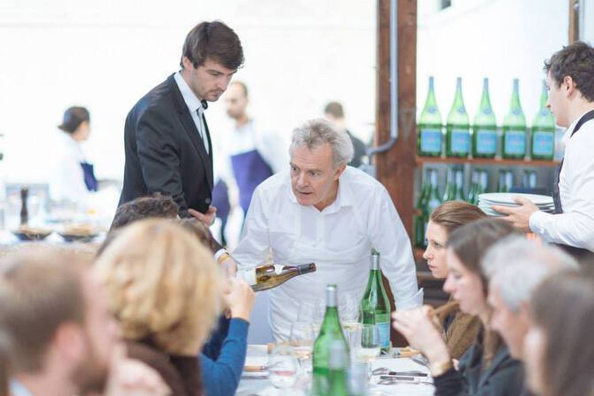 Alain Passard en pleine discussion