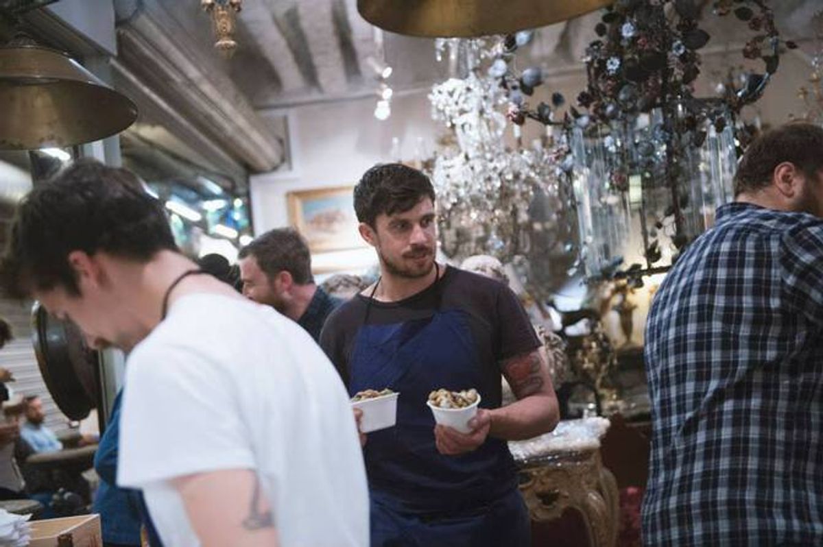 Le chef James Henry (Bones)