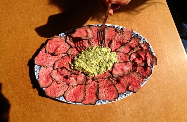 Rôti de bœuf à la sauce gribiche