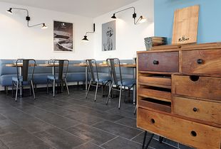 La Table / Sébastien Gravé