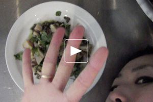 Salade de racines de lotus et lentilles
