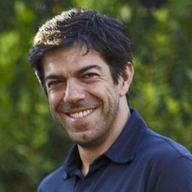 Pierfrancesco Favino