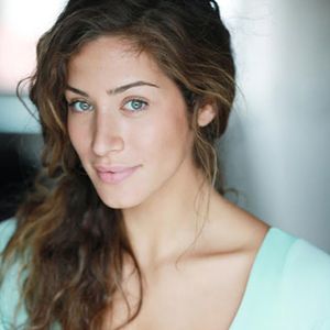Manon Azem