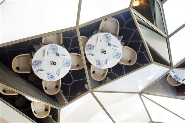 Le Grand Restaurant, Paris