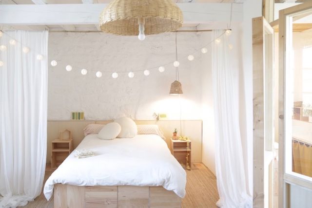 La maisonnette du château de Dirac, Dirac