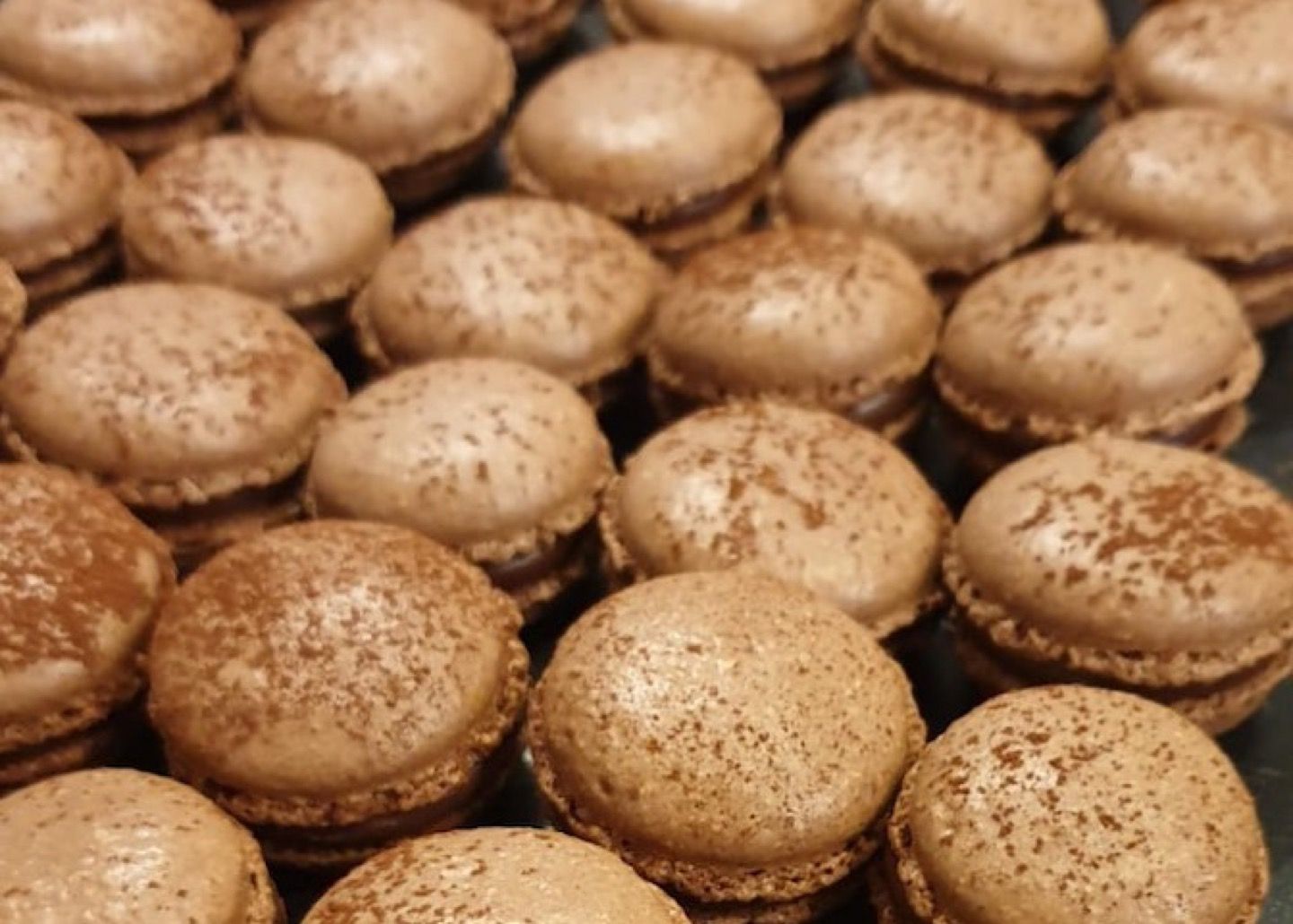 Recette macarons au chocolat - Nina Métayer - Fooding ®