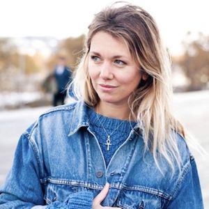 Lauren Bastide