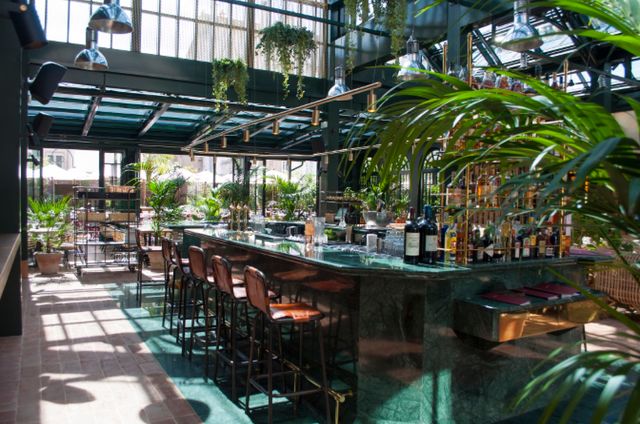 Eugène Eugène, Puteaux