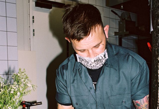 Daniel Morgan en faim à table !