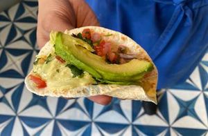 Taco pescado frito