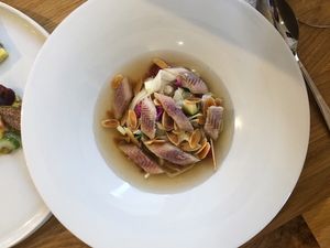Au resto, tête de veau !