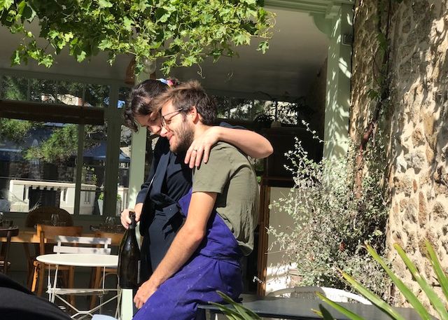 Comète en faim à table !