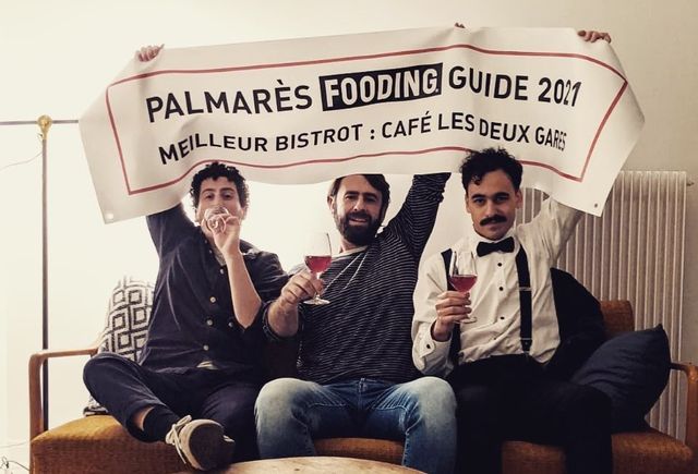 Le Café Les Deux Gares en faim à table !