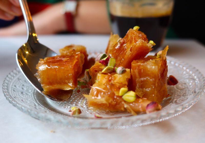 Restaurant L'Ouzeri (Paris)