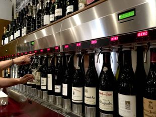 Le vin devant soi