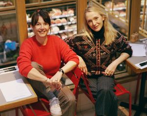 Elvira Masson, Delphine Plisson et le bon sens comme ultime tendance