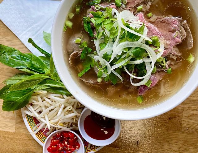 In the pursuit of the best phở in Paris
