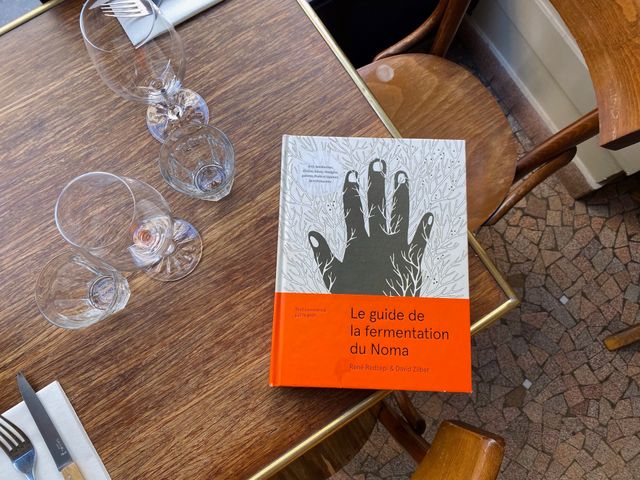 Mais qui utilise vraiment Le guide de la fermentation du Noma ?