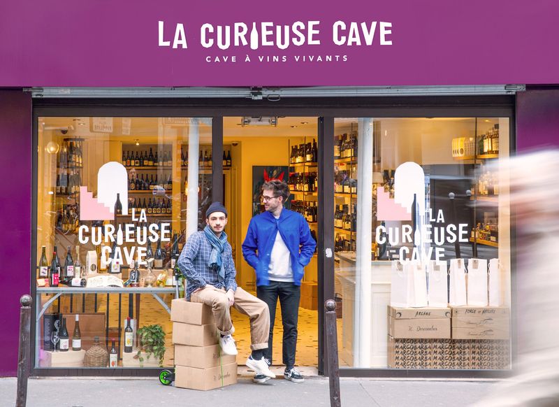 La Curieuse Cave (Paris)
