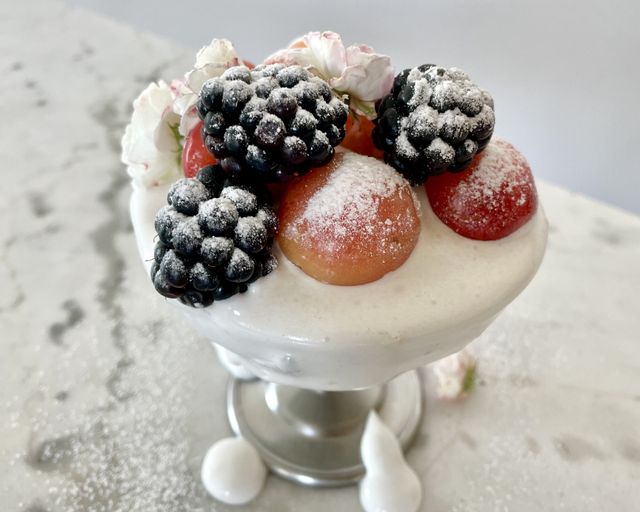 Génoise, crème patissière et meringue