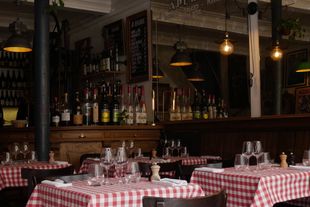 Chez Marius