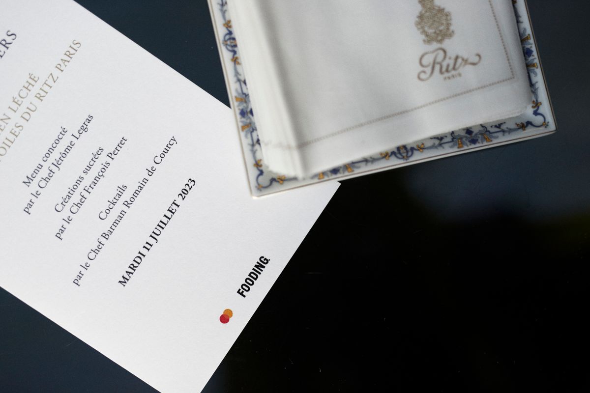 Invitation royale pour une soirée très spéciale 