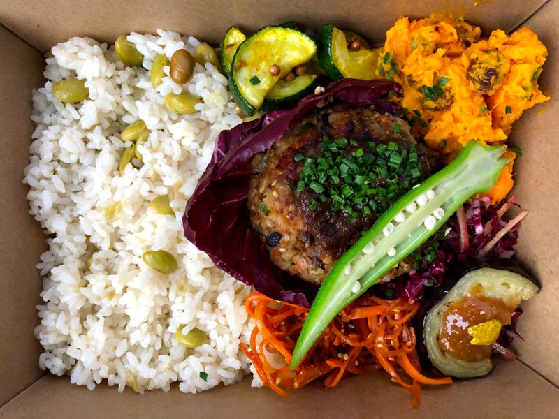 Restaurant Iné (Paris)