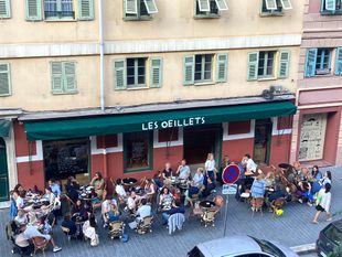 Les Œillets