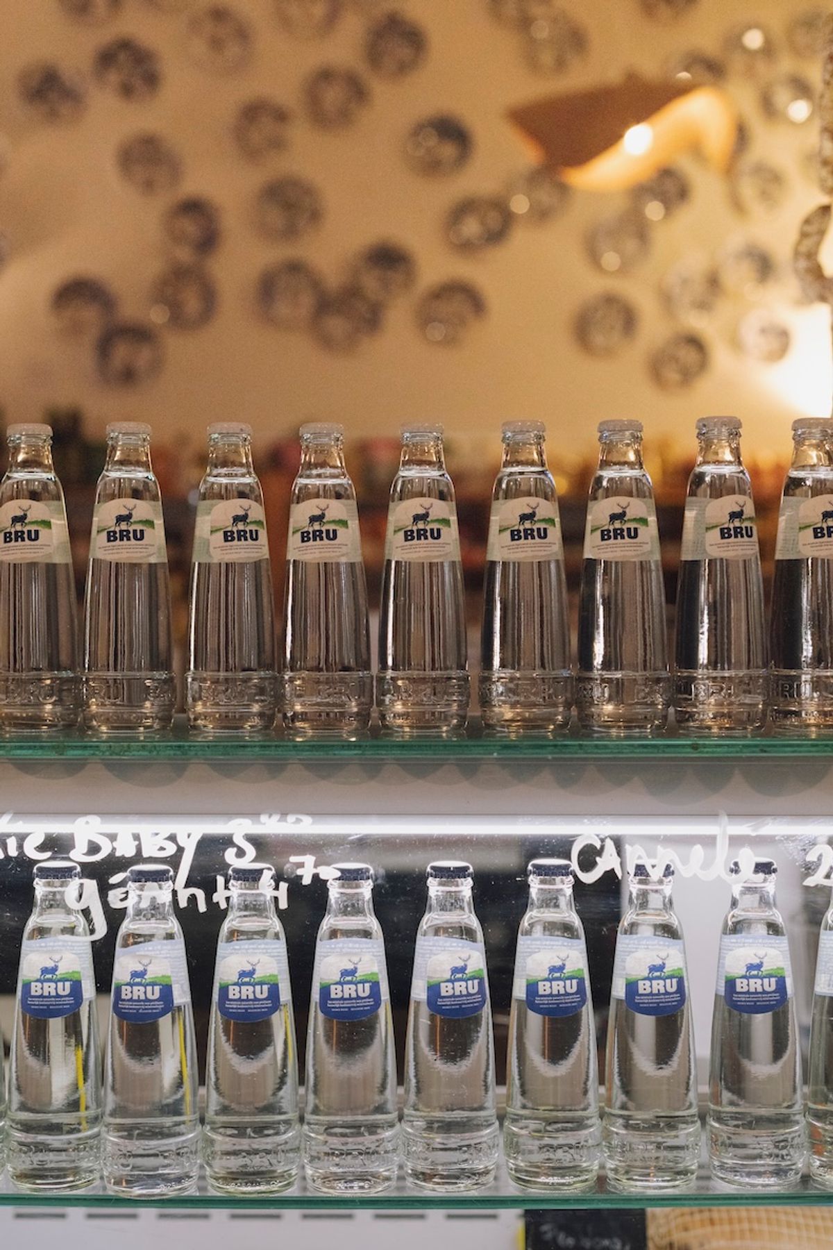 De l’eau Bru pour rester à flot.