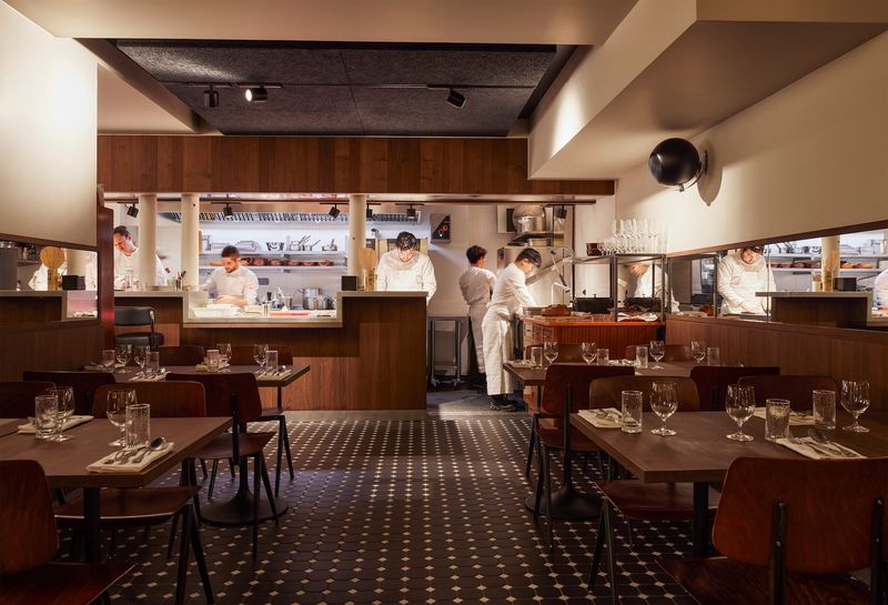 Restaurant 19 Saint Roch (Paris)