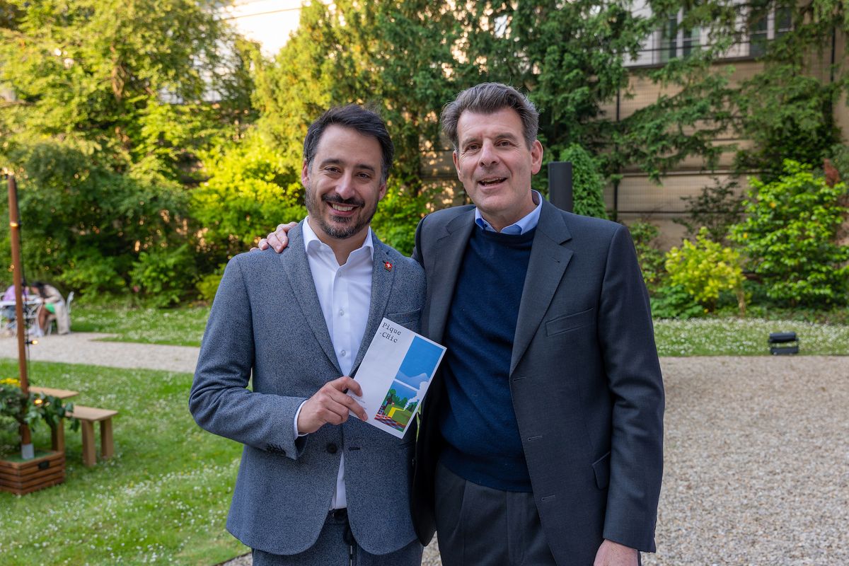 Alexandre Edelmann, chef de Présence Suisse, et Roberto Balzaretti, ambassadeur de Suisse en France.