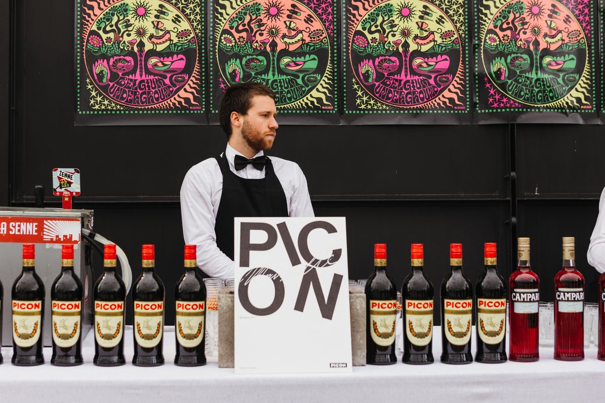 Le stand Picon ? Du Picon. De la bière. Et c’est tout.