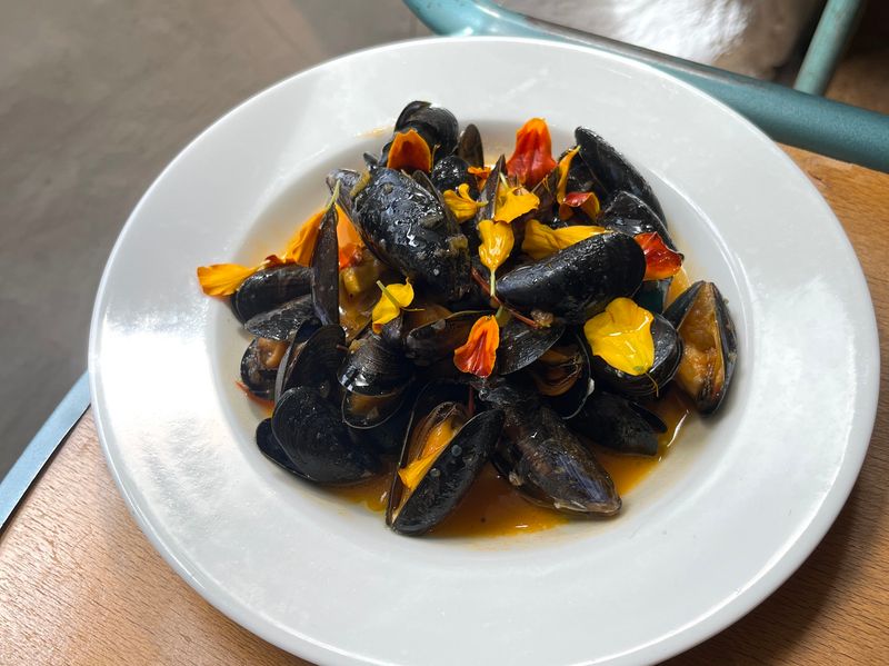 Le Café Enez (Douarnenez)