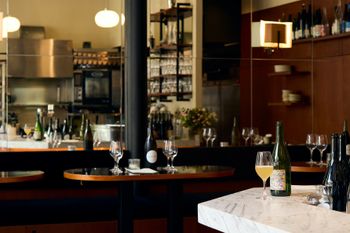 Restaurant Trouble (Paris)
