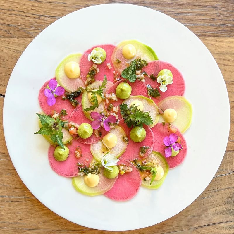 Le Café du Progrès à Ménerbes, France