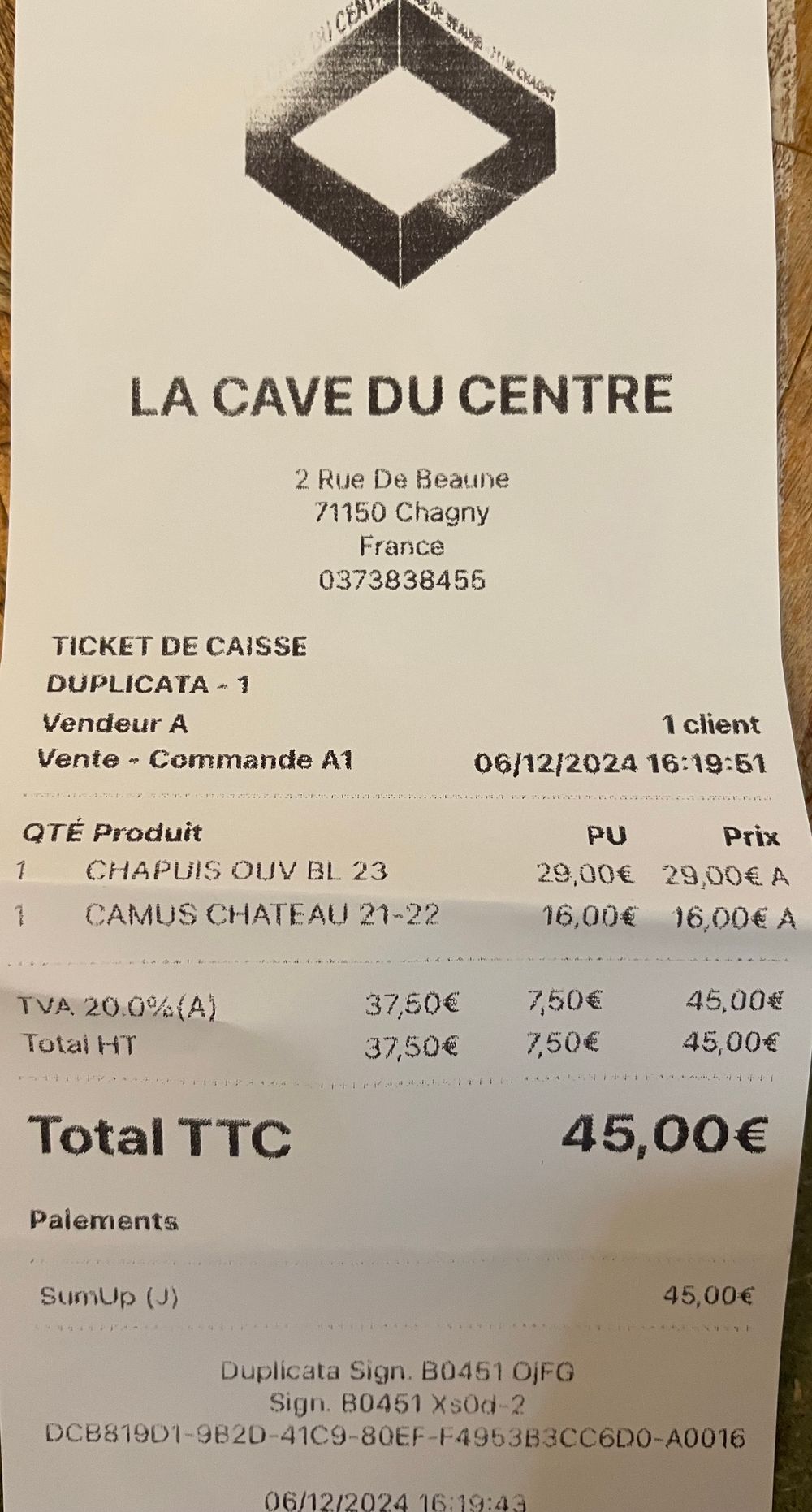 Vin-Saône-et-Loire-La cave du cenre
