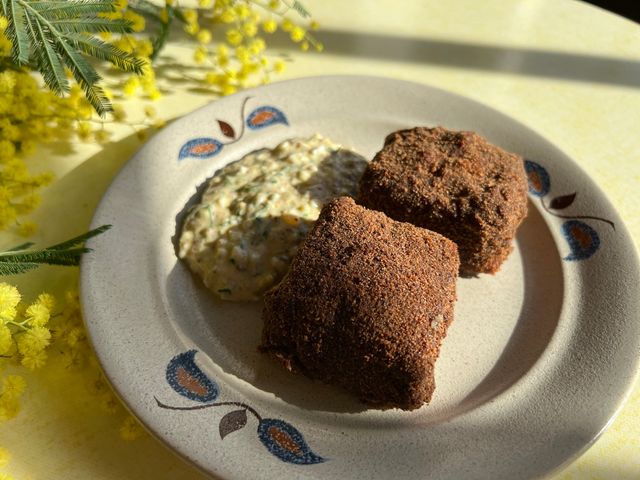Croquettes de pied de cochon et sauce gribiche