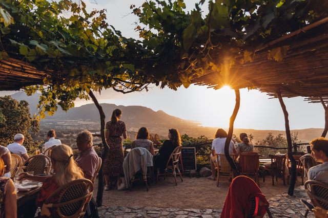 10 terrasses carte postale partout en France