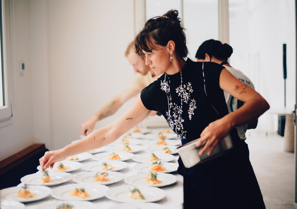 Mahaut Le Lagadec envoie des assiettes de haute-volée avec sérénité.  