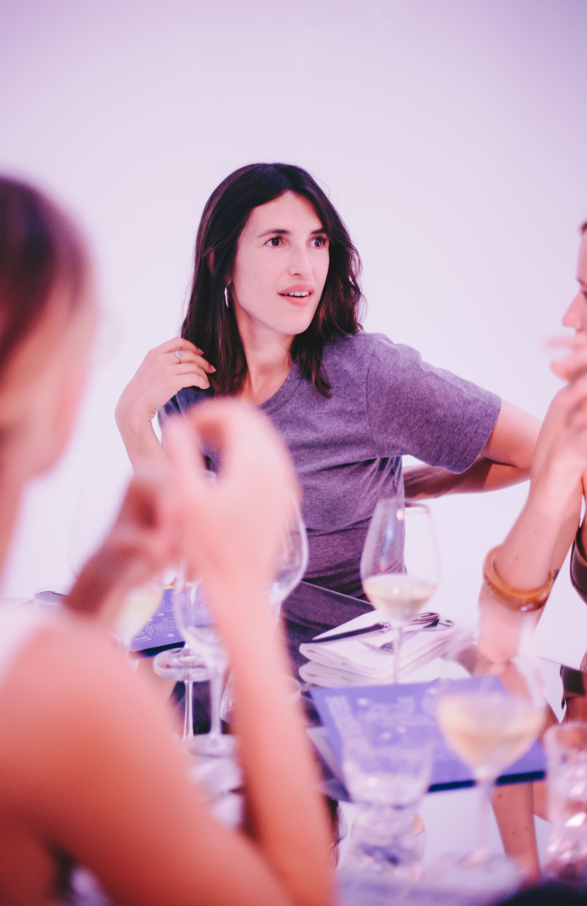 Jeanne Damas a vu quelque chose se tramer !