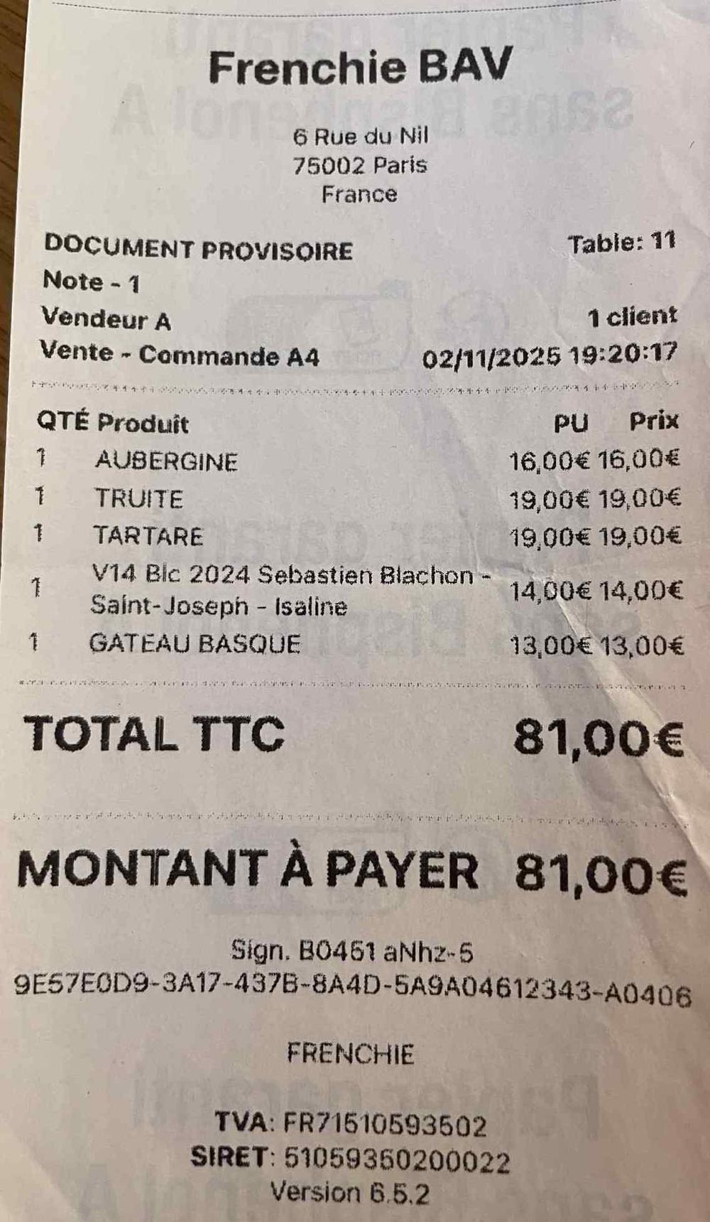 75002-Frenchie Bar à Vin