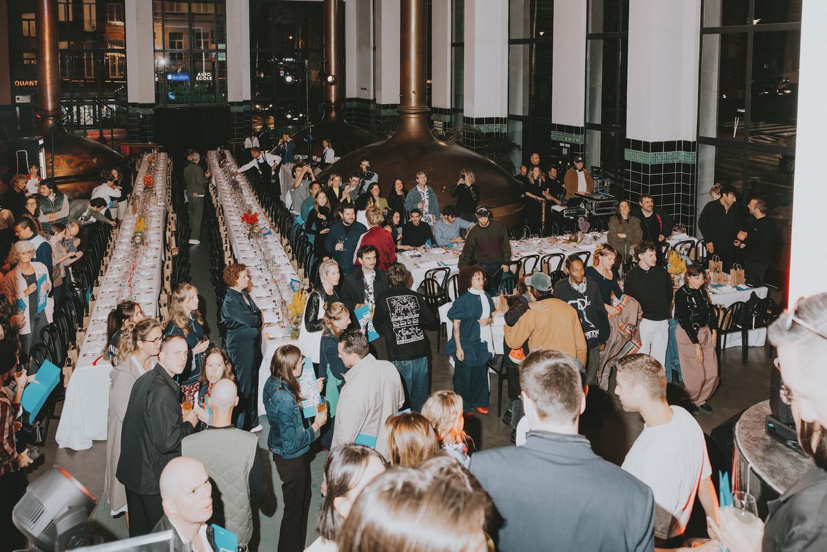 Un beau lieu, du beau monde.