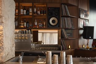 Superbar