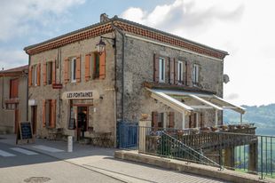 Les Fontaines