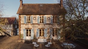 Rive Side House