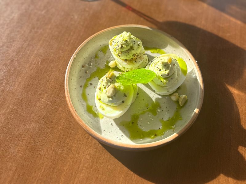 Ils ont des œufs mayo ronds…